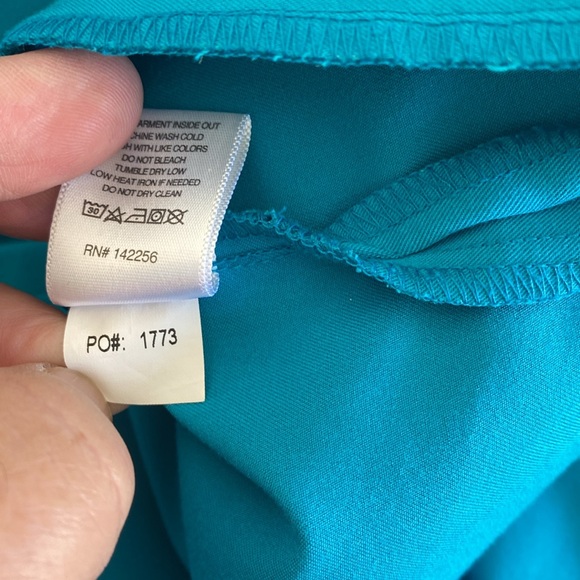 FIGS Women’s Technical Collection Size S - Picture 6 of 6